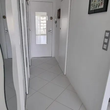 Appartement Studio Plage De La Salis Antibes